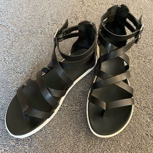 Cute straps Sandals